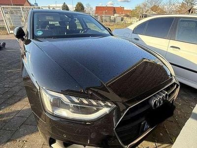 Gebraucht Audi A4 163 PS (119 kW) 2023 Schwarz Kombi