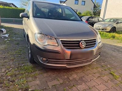 Brugt VW Touran 140 HK (102 kW) 2007 Grå MPV