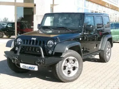 Usata Jeep Wrangler Unlimited Rubicon 200 CV (147 kW) 2016 Nero SUV
