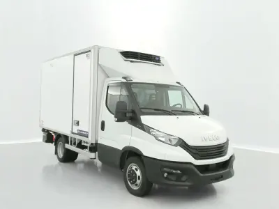 Nouă Iveco Daily 160 CP (117 kW) 2025 Alb Van