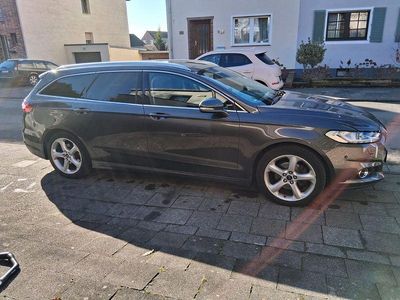 Gebraucht Ford Mondeo Titanium 150 PS (110 kW) 2018 Grau Limousine