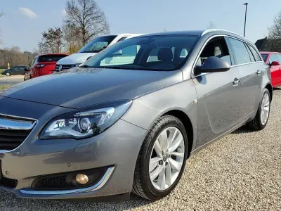 Używany Opel Insignia Innovation 170 KM (125 kW) 2016 Szary Kombi