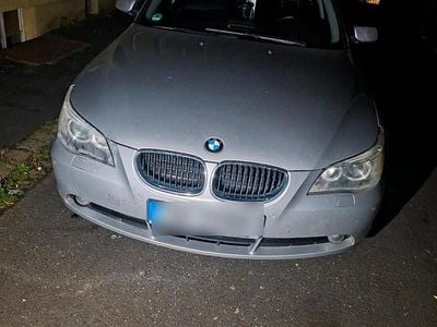 BMW 525