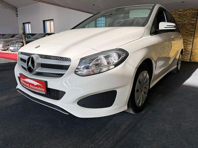 Gebraucht Mercedes 200 136 PS (100 kW) 2015 Weiß Kleinwagen