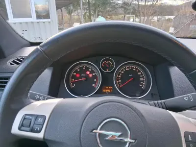 Gebraucht Opel Astra Cabriolet 116 PS (85 kW) 2008 Cabrio