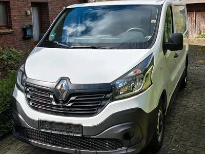 Gebraucht Renault Traffic 125 PS (91 kW) 2017 Weiß Van / Kleinbus
