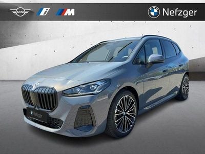 Gebraucht BMW 220 Active Tourer M Sport 156 PS (114 kW) 2026 Grau Van / Kleinbus