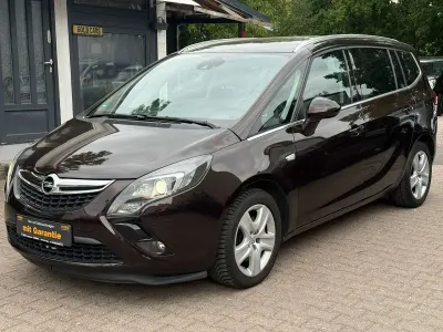 Gebraucht Opel Zafira Tourer Business Innovation 170 PS (125 kW) 2015 Mahogany brown (p2/so) Van / Kleinbus