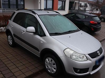 Gebraucht Suzuki SX4 107 PS (78 kW) 2009 Silber SUV