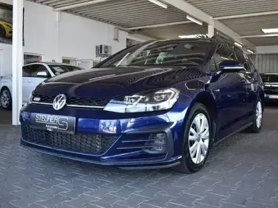 Gebraucht VW Golf VII GTD 184 PS (135 kW) 2018 Atlantic blue metallic Kombi