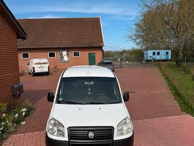 Second-hand Fiat Doblò 95 CP (69 kW) 2008 Alb Monovolum