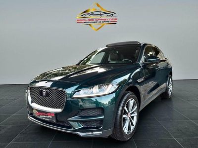 Gebraucht Jaguar F-Pace Prestige 179 PS (131 kW) 2017 British racing green SUV