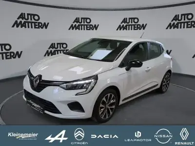 Gebraucht Renault Clio V Equilibre 91 PS (66 kW) 2022 Gletscherweiss Kleinwagen