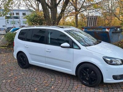 Gebraucht VW Touran Highline 177 PS (130 kW) 2015 Weiß Van / Kleinbus