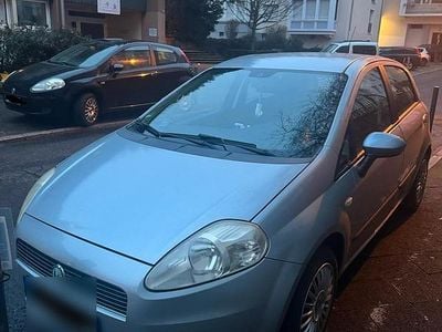 Gebraucht Fiat Grande Punto 65 PS (47 kW) 2007 Silber Kleinwagen