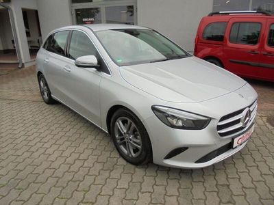 Mercedes B220