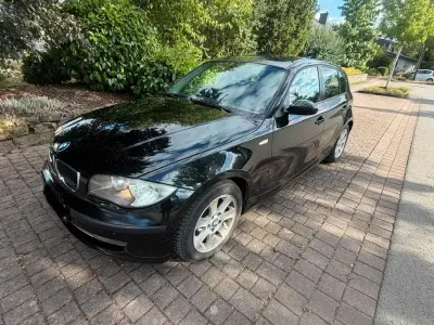 Gebraucht BMW 118 143 PS (105 kW) 2008 Schwarz Kleinwagen