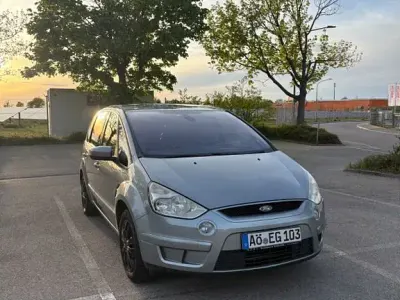 Gebraucht Ford S-MAX Trend 145 PS (106 kW) 2008 Silber Van / Kleinbus