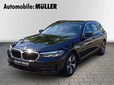 Gebraucht BMW 520 190 PS (139 kW) 2023 Schwarz Kombi