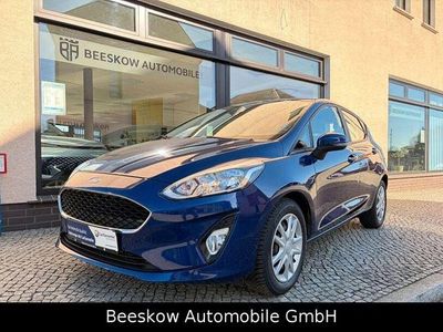 Second-hand Ford Fiesta Cool & Connect 101 CP (74 kW) 2018 Albastru Hatchback
