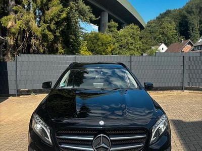 Mercedes GLA180