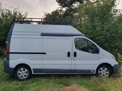 Gebraucht Renault Trafic 90 PS (66 kW) 2012 Weiß Van / Kleinbus