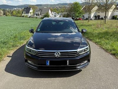Usata VW Passat 190 CV (139 kW) 2019 Nero Station wagon