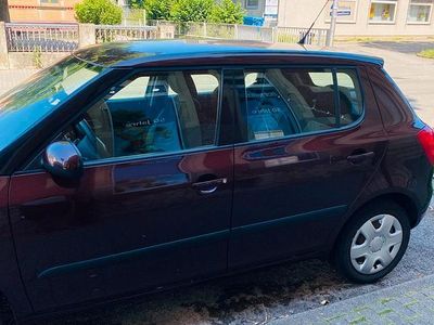 Gebraucht Skoda Fabia 69 PS (50 kW) 2010 Rot Kleinwagen