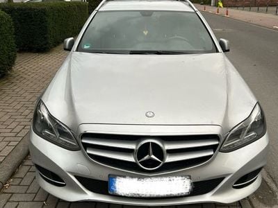 Mercedes E200
