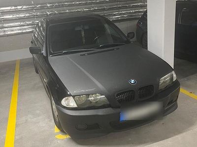 BMW 323