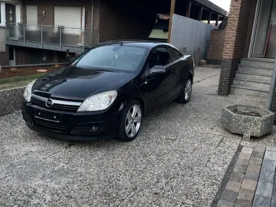 Gebraucht Opel Astra 140 PS (102 kW) 2008 Schwarz Cabrio