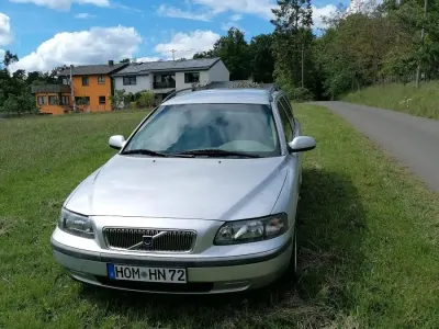 Używany Volvo V70 200 KM (147 kW) 2001 Srebrny Kombi