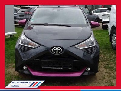 Usata Toyota Aygo x-style 72 CV (52 kW) 2020 Nero Utilitaria