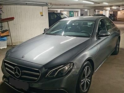 Mercedes E220