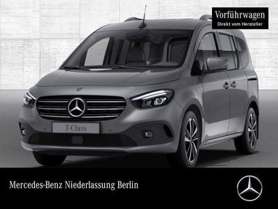 Gebraucht Mercedes T180 Progressive 131 PS (96 kW) 2025 Grau Van / Kleinbus