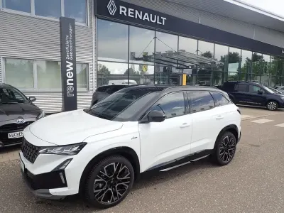 Neu Renault Austral Esprit Alpine 148 PS (108 kW) 2026 Perlmuttweiß metallic, black SUV