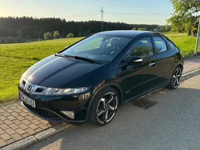 Usado Honda Civic 140 HP (102 kW) 2009 Preto Sedan