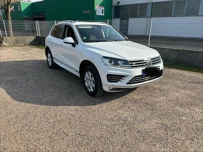 Gebraucht VW Touareg R-line 204 PS (150 kW) 2016 Weiß SUV