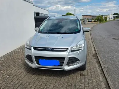 Gebraucht Ford Kuga ST-Line 150 PS (110 kW) 2016 Silber SUV