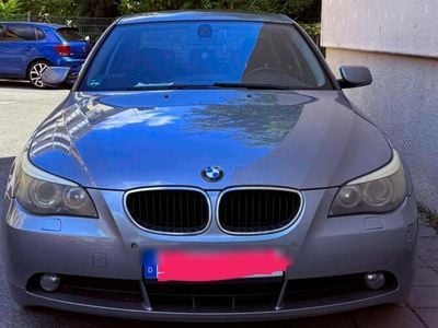 BMW 520