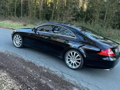 Begagnad Mercedes CLS320 224 HK (164 kW) 2008 Svart Sportkupé