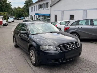 Gebraucht Audi A3 101 PS (74 kW) 2004 Schwarz Kleinwagen