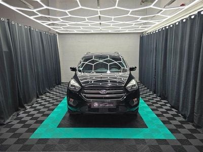 Gebraucht Ford Kuga ST-Line 182 PS (133 kW) 2017 Schwarz SUV