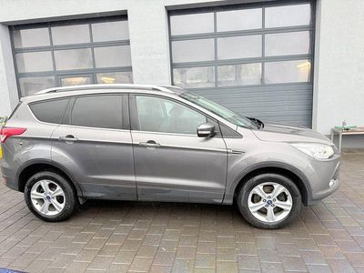 Gebraucht Ford Kuga 163 PS (119 kW) 2014 Grau SUV