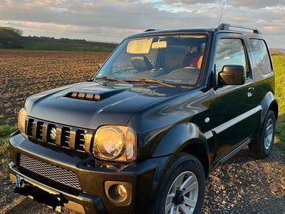 Usado Suzuki Jimny 86 HP (63 kW) 2014 Preto SUV