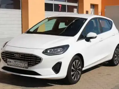 Second-hand Ford Fiesta Titanium 125 CP (91 kW) 2022 Alb Hatchback