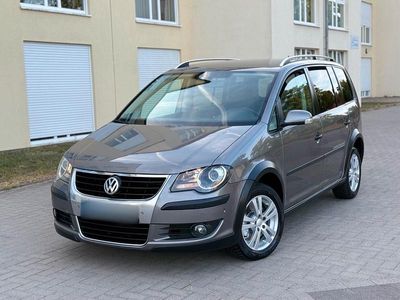 VW Touran Cross