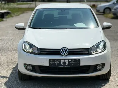 Gebraucht VW Golf VI Team 160 PS (117 kW) 2011 Weiß Kleinwagen