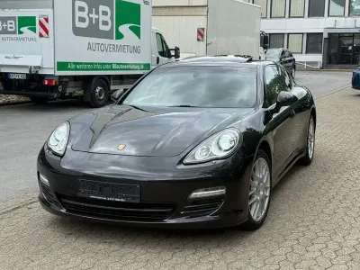 Gebraucht Porsche Panamera 4S Sport 400 PS (294 kW) 2010 Schwarz Kleinwagen
