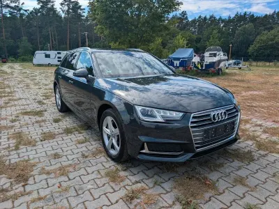 Gebraucht Audi A4 Sport 190 PS (139 kW) 2019 Grau Kombi